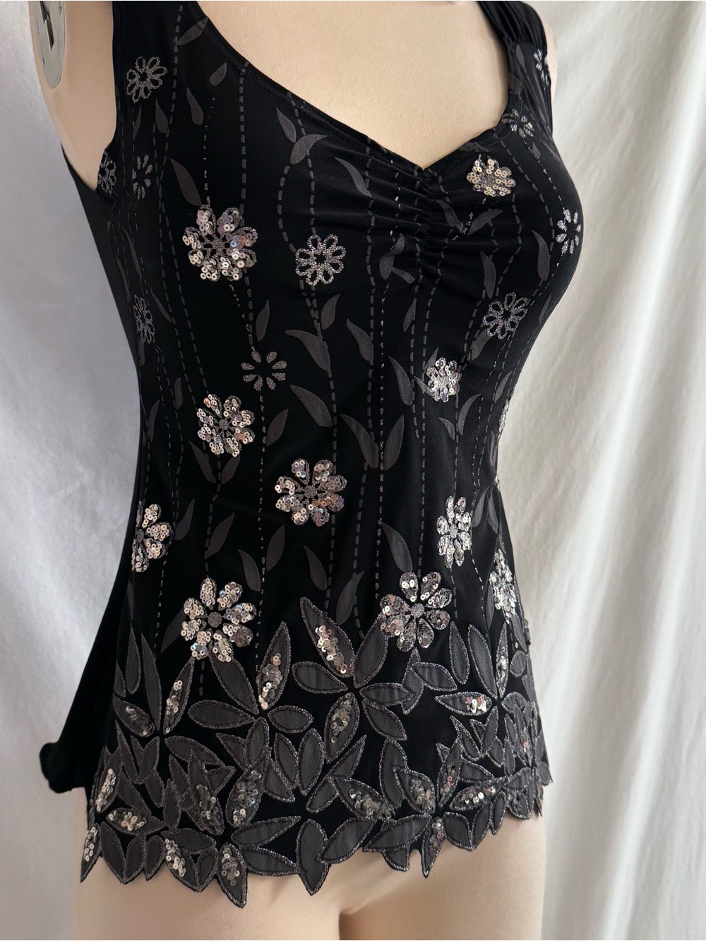 Vintage Y2K Black Glitter Fairy Top - Picture 4 of 6